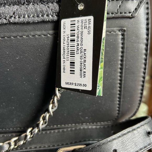 Badgley Mischka Black Quilted Handbag - Picture 3 of 3